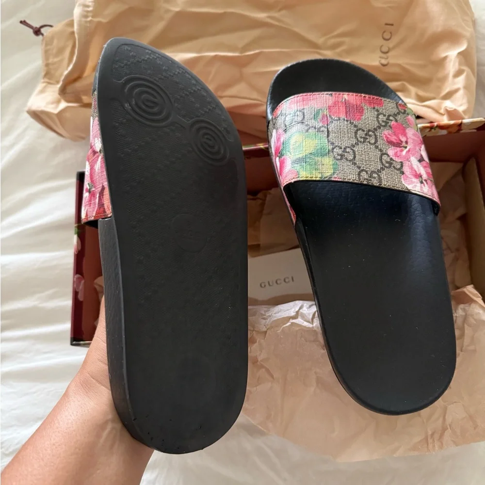 Gucci Black Slides with Pink & Green Floral GG Strap